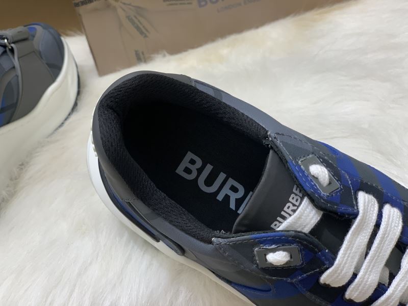 Burberry Low Shoes